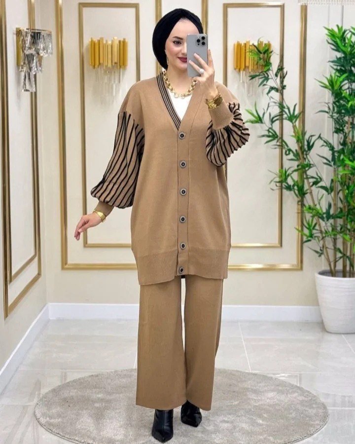 طقم نسائي راقي قطعتين – مريح وأنيق – Image 7